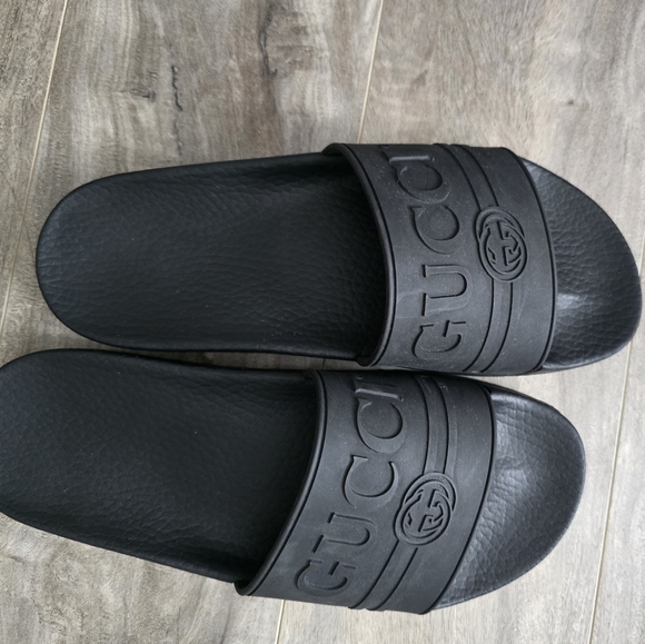 GUCCI SLIDES - Picture 2 of 3